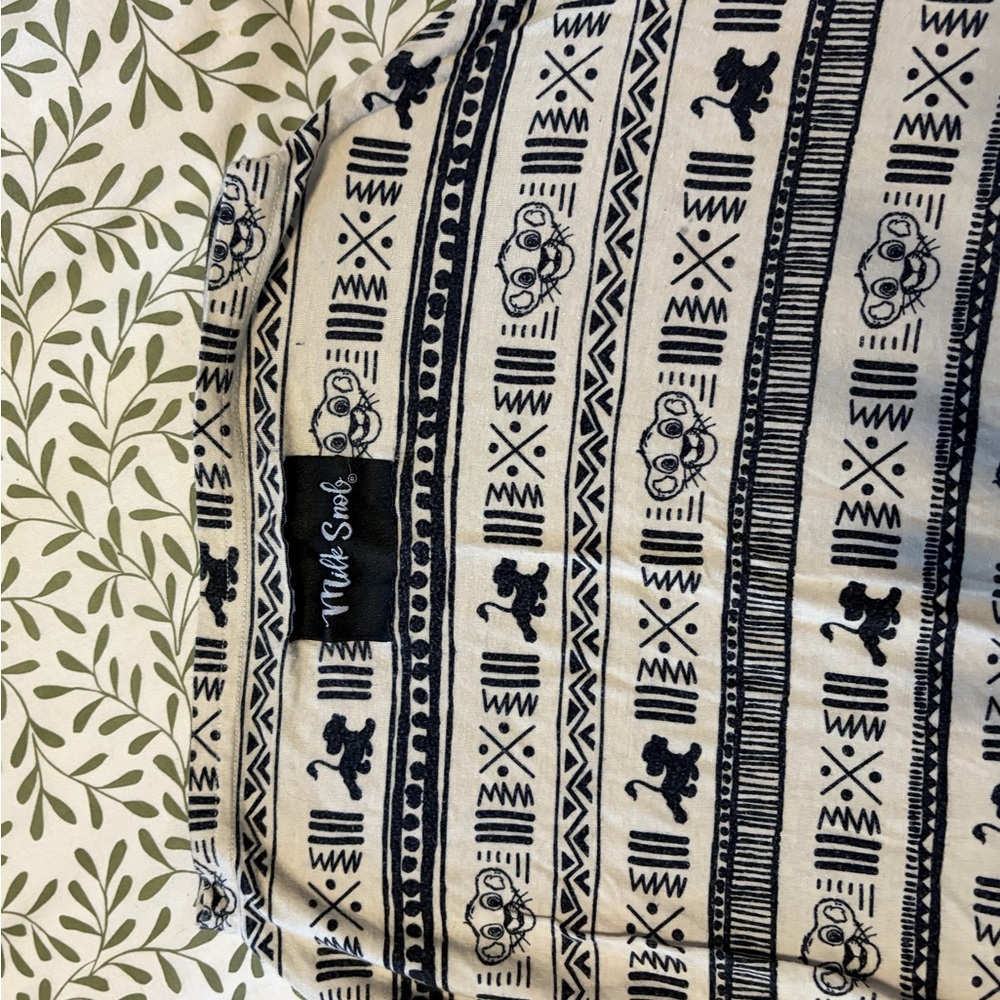 Milk Snob  Black and White Patterned Scarf /nursing blanket
